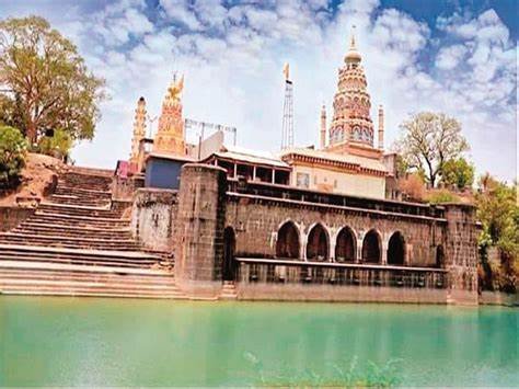 अहिल्यानगरमधील भातवडी गावातील पुरातन नृसिंह मंदिर