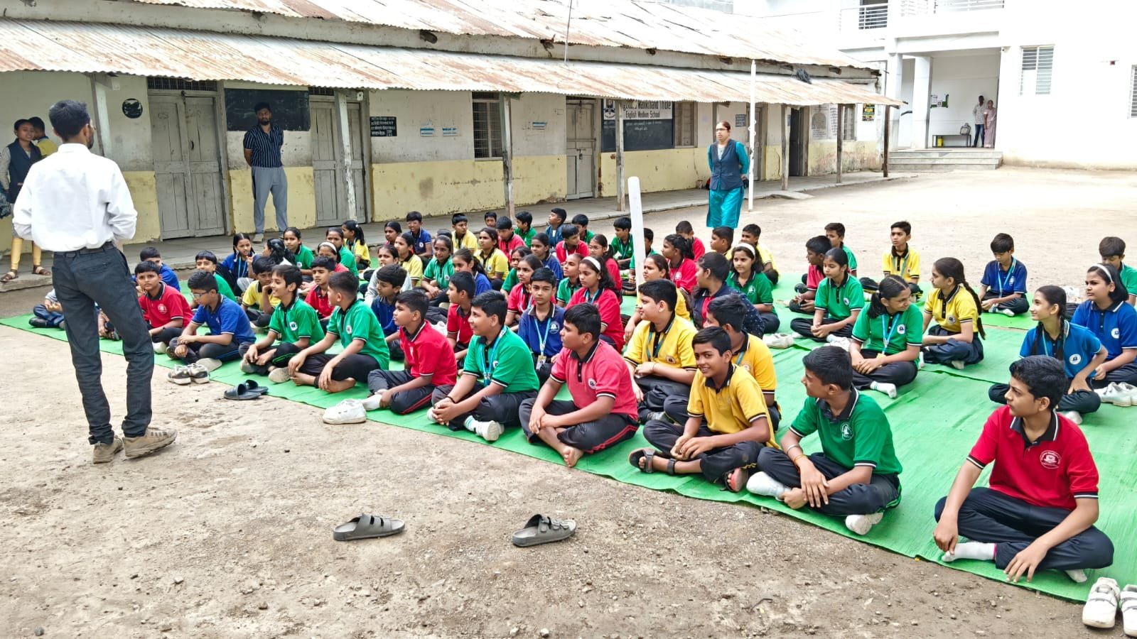 अहिल्यानगर मधील कोपरगाव येथील भागचंद माणिकचंद ठोळे इंग्लिश मिडीयम स्कुल येथे अमृत वर्गास विद्यार्थ्यांचा उत्स्फूर्त  प्रतिसाद  प्रतिसाद.