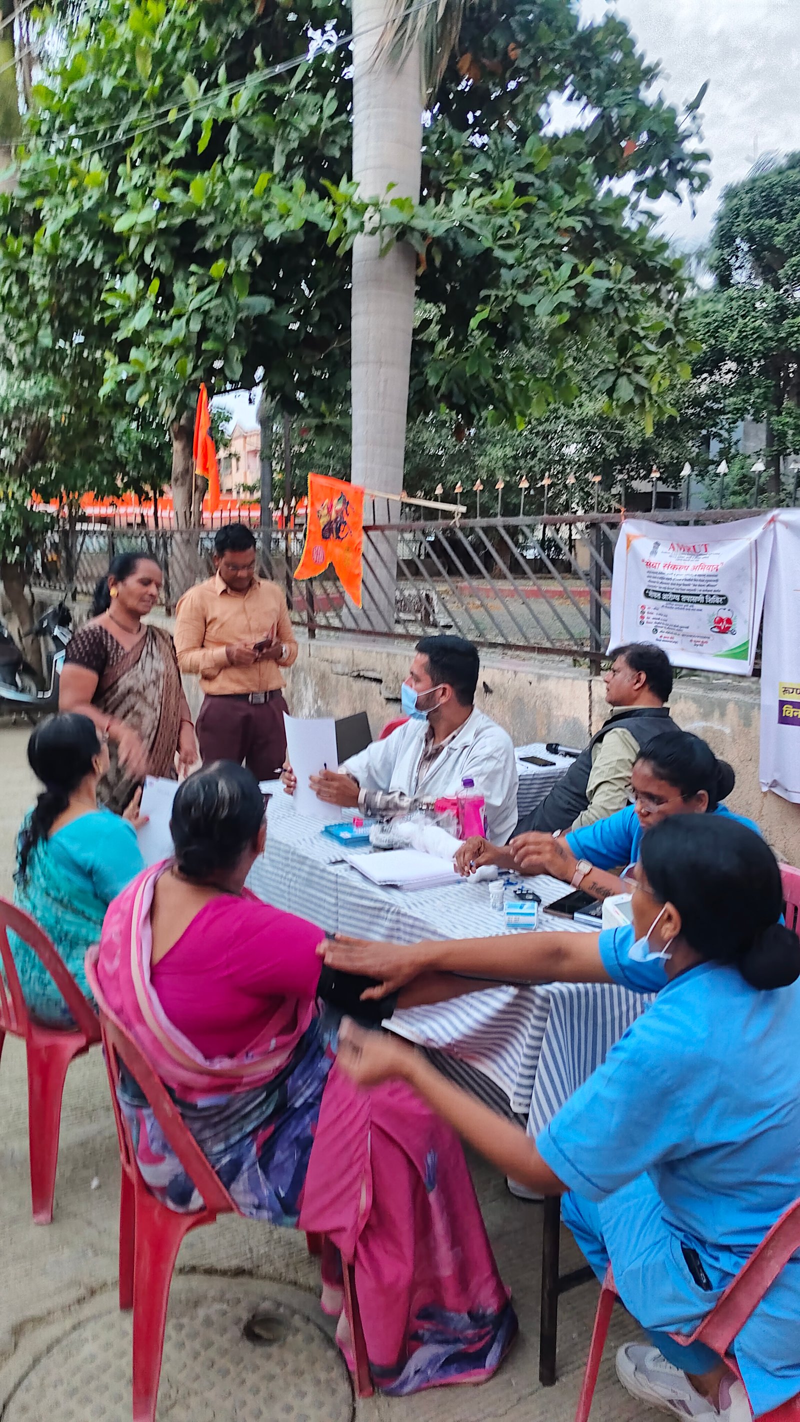 अहिल्यानगर मध्ये अमृत संस्थे मार्फत मोफत "आरोग्य तपासणी शिबीरराचे" आयोजन करण्यात आले अतिरिक्त फोटो
