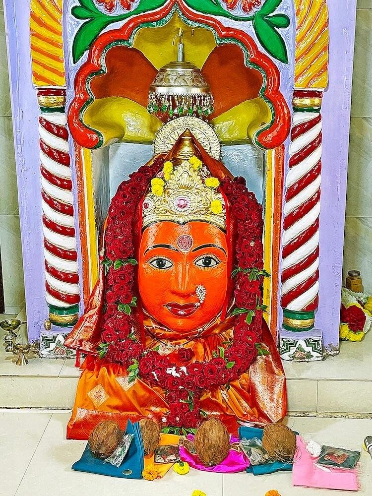 प्रतिमाहूर म्हणून ओळखले जाणारे पातूरचे रेणुकामाता मंदिर अतिरिक्त फोटो