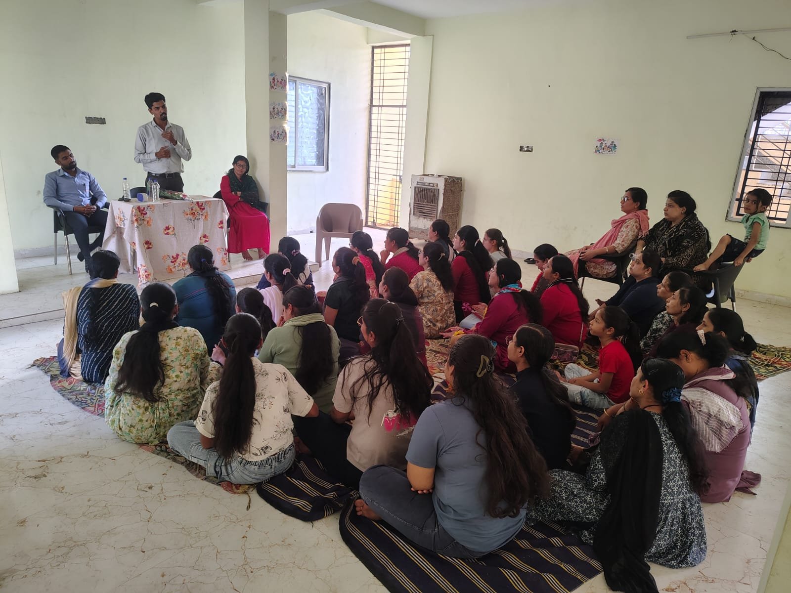 परतवाड्यात अमृत संस्थेच्या योजनांविषयी जनजागृती