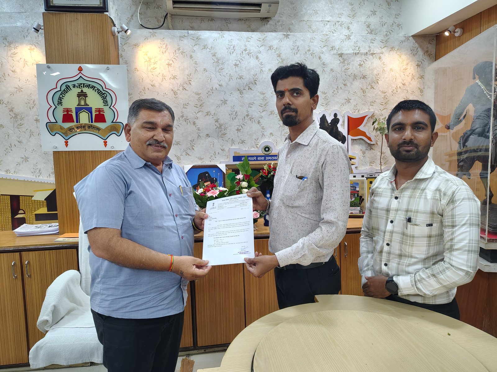 महिलांच्या स्वयंरोजगारासाठी अमृतचा पुढाकार परतवाडा येथे ॲडव्हान्स ब्युटी पार्लर प्रशिक्षणाचा उत्साहात शुभारंभ