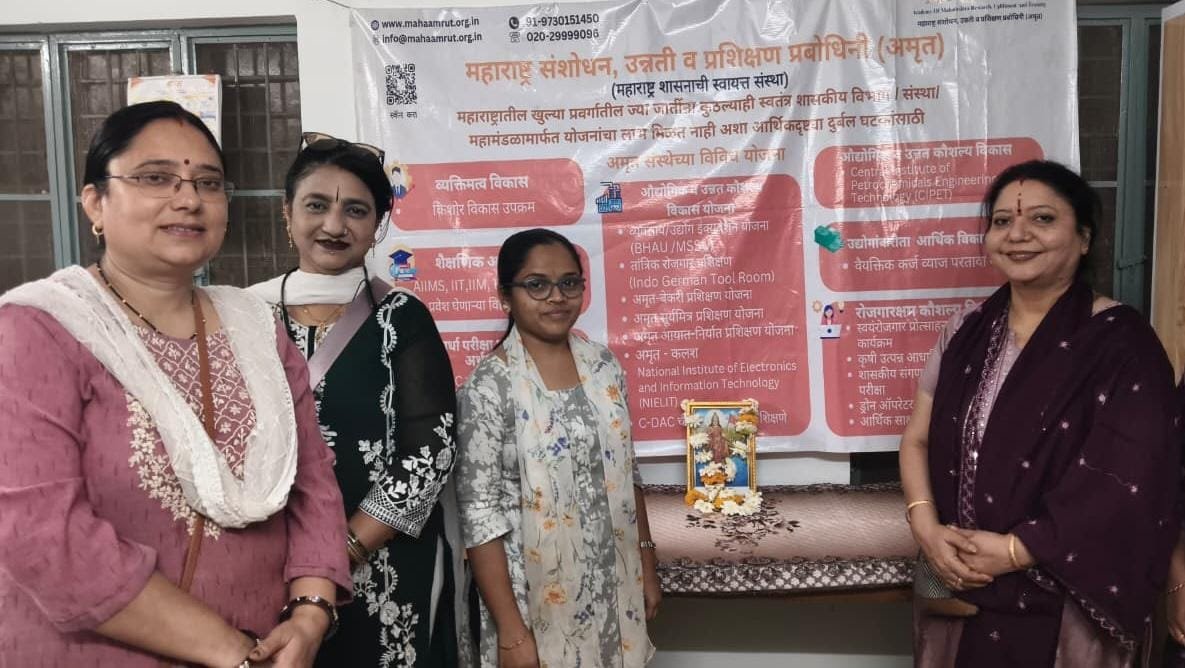 'अमृत'च्या भंडारा कार्यालयात आंतरराष्ट्रीय महिला दिन साजरा