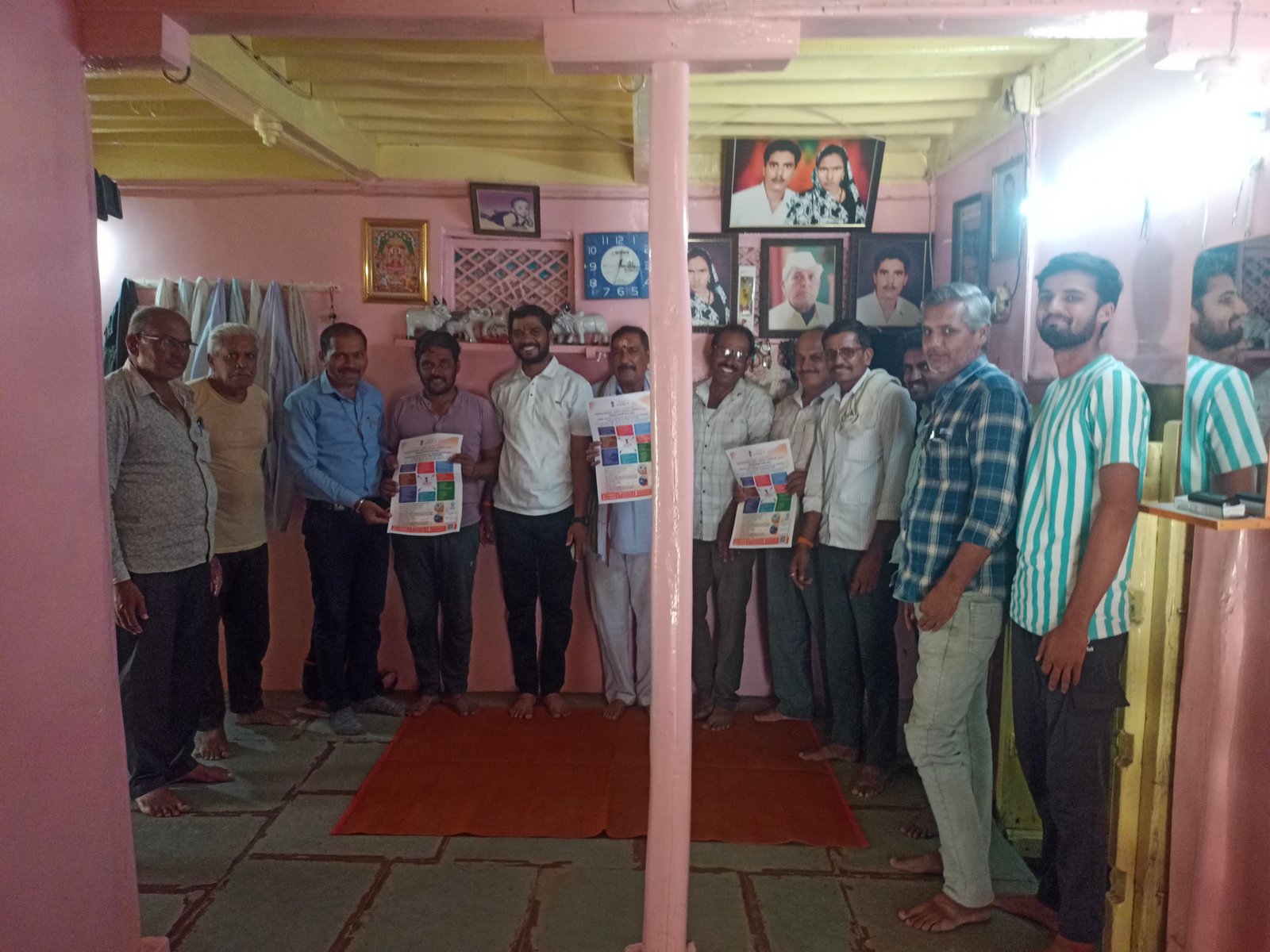 अंधानेर येथील जाट समाजाच्या बैठकीत अमृत संस्थेच्या योजनांच्या माहितीचा प्रसार
