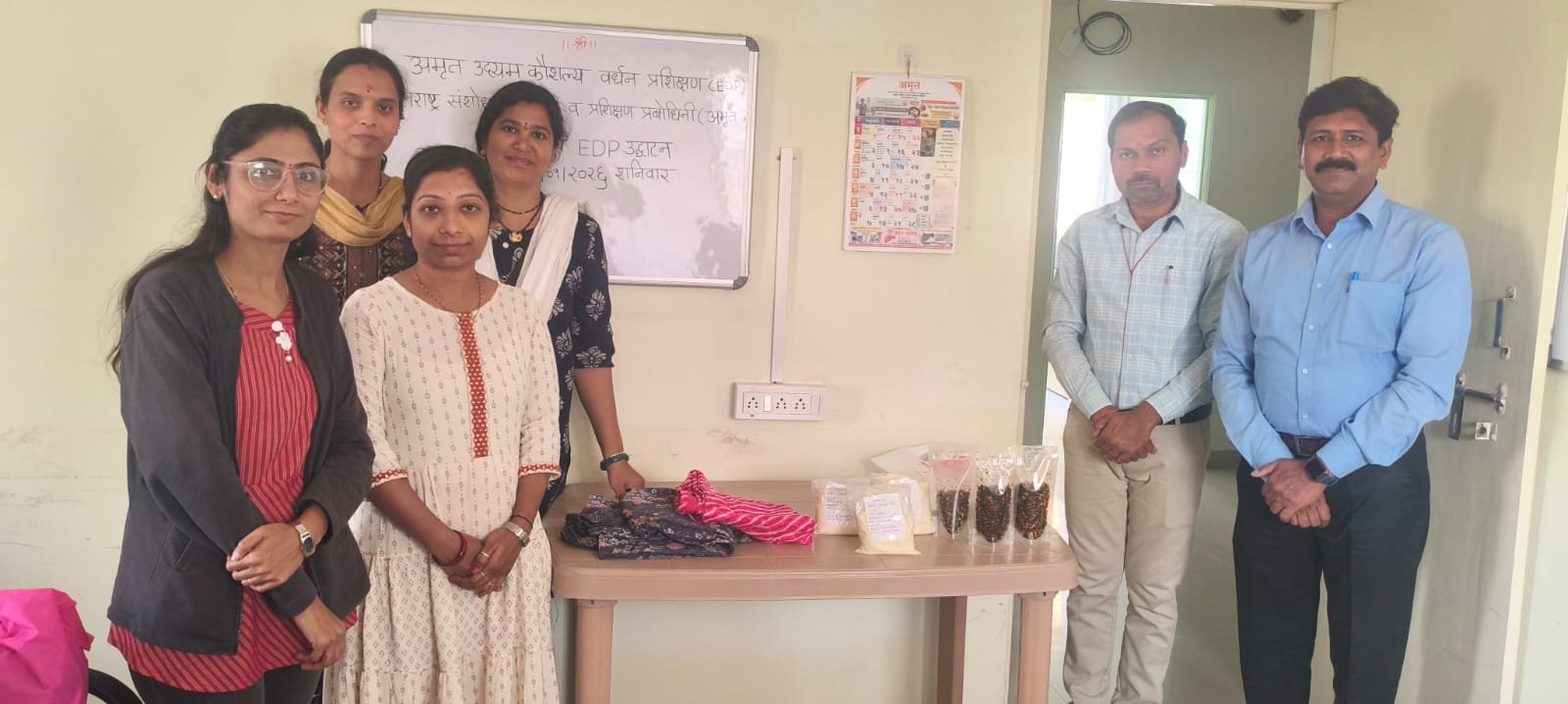 अमृत उद्योग कौशल्यवर्धन कार्यक्रमातून उद्योजकतेचे धडे आणि स्वावलंबनाचा आत्मविश्वास अतिरिक्त फोटो