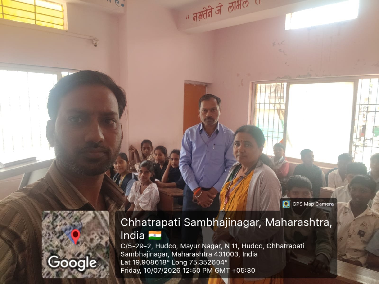 भारतीय माध्यमिक विद्यालयात 'अमृत वर्ग' उपक्रमाचा शुभारंभ. अतिरिक्त फोटो