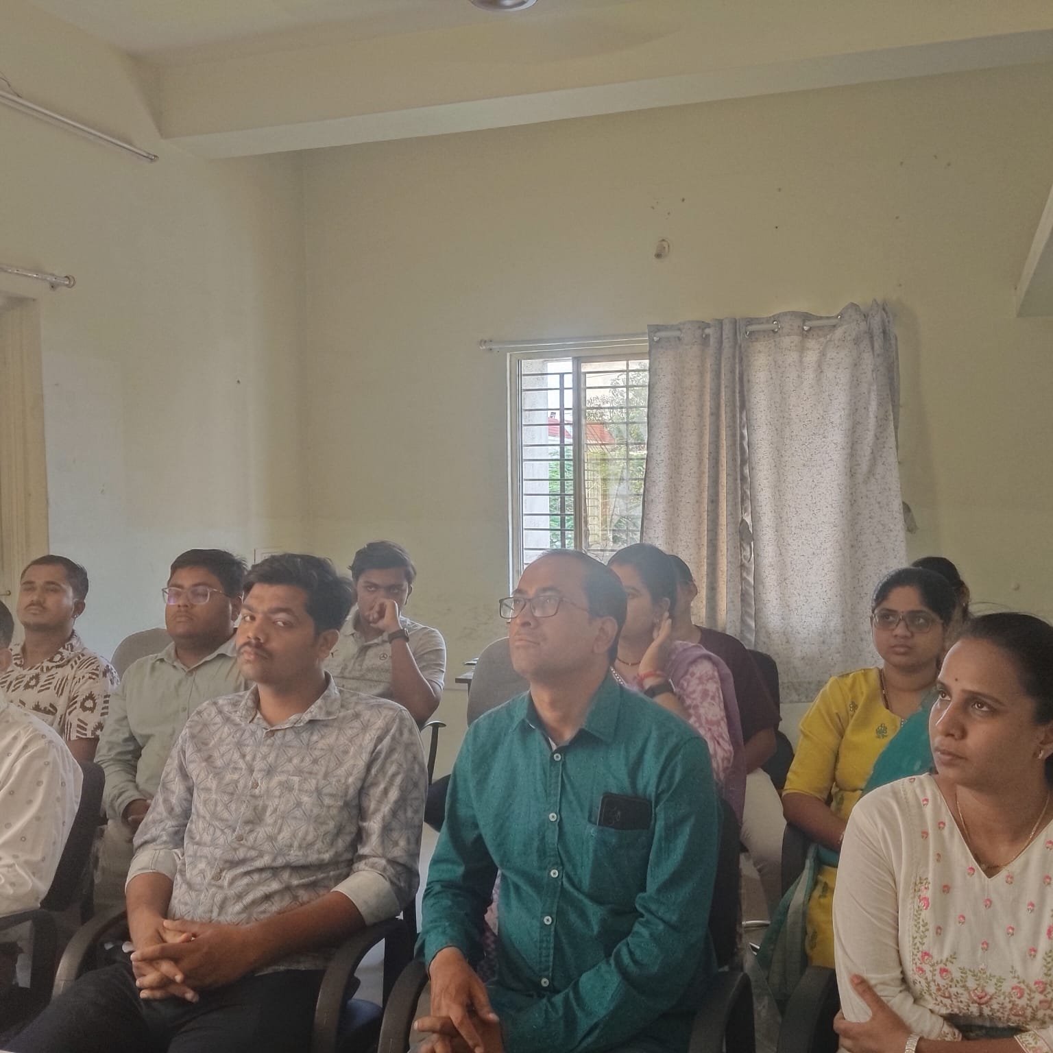 अमृतच्या योजनांमुळे लाभार्थी होत आहेत स्वावलंबी; लाभार्थी मंच बैठकीत अनुभवांची देवाणघेवाण अतिरिक्त फोटो