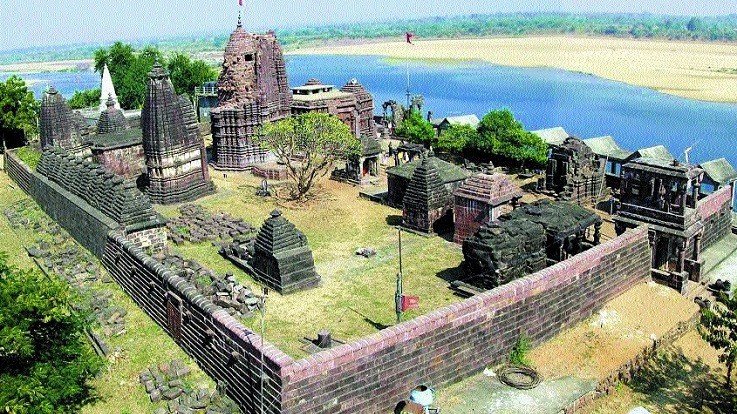 'विदर्भाचे खजुराहो' श्री मार्कंडेश्वर मंदिर