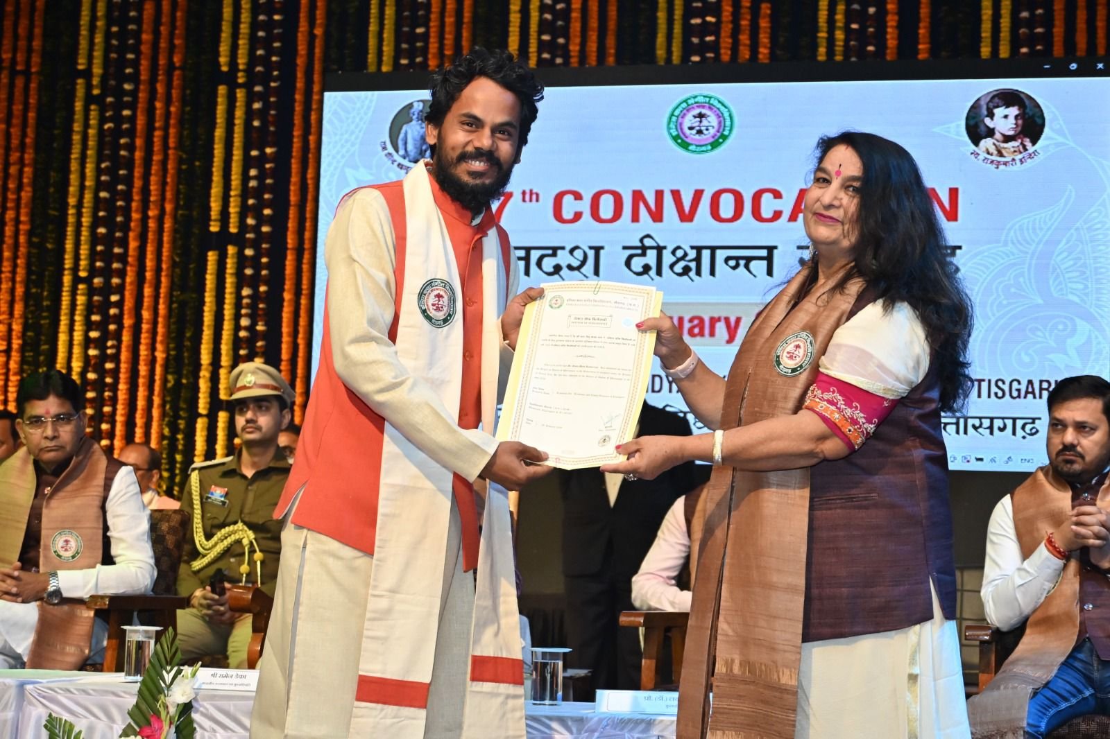 कलासाधक दीनू घाटा को मिली पीएचडी की उपाधि