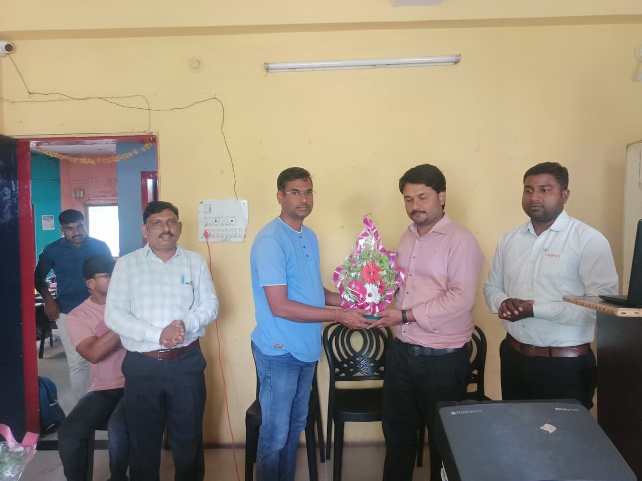 हिंगोली येथे 'अमृत उद्योग कौशल्यवर्धन' (EDP) दहा दिवसीय प्रशिक्षणाचा उत्साहात शुभारंभ अतिरिक्त फोटो