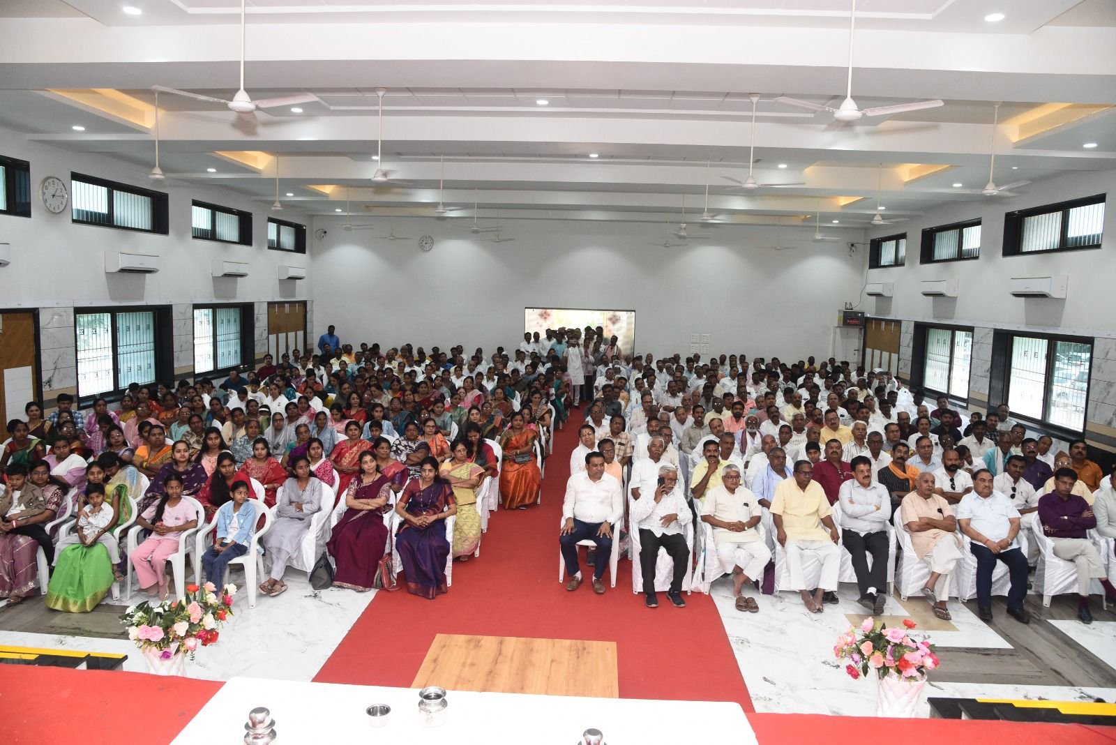 विश्व हिंदू परिषदेतर्फे थाटात साजरा झाला धोंडूअण्णा माळी यांचा सहस्रचंद्रदर्शन सोहळा अतिरिक्त फोटो