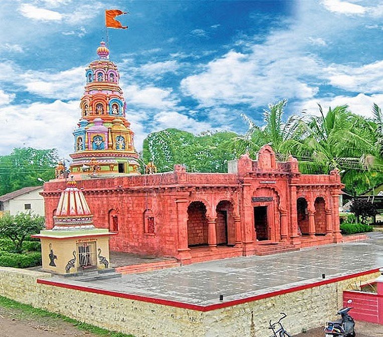 कोल्हापूर जिल्ह्यातील इंचनाल येथील प्राचीन स्वयंभू गणेश मंदिर 