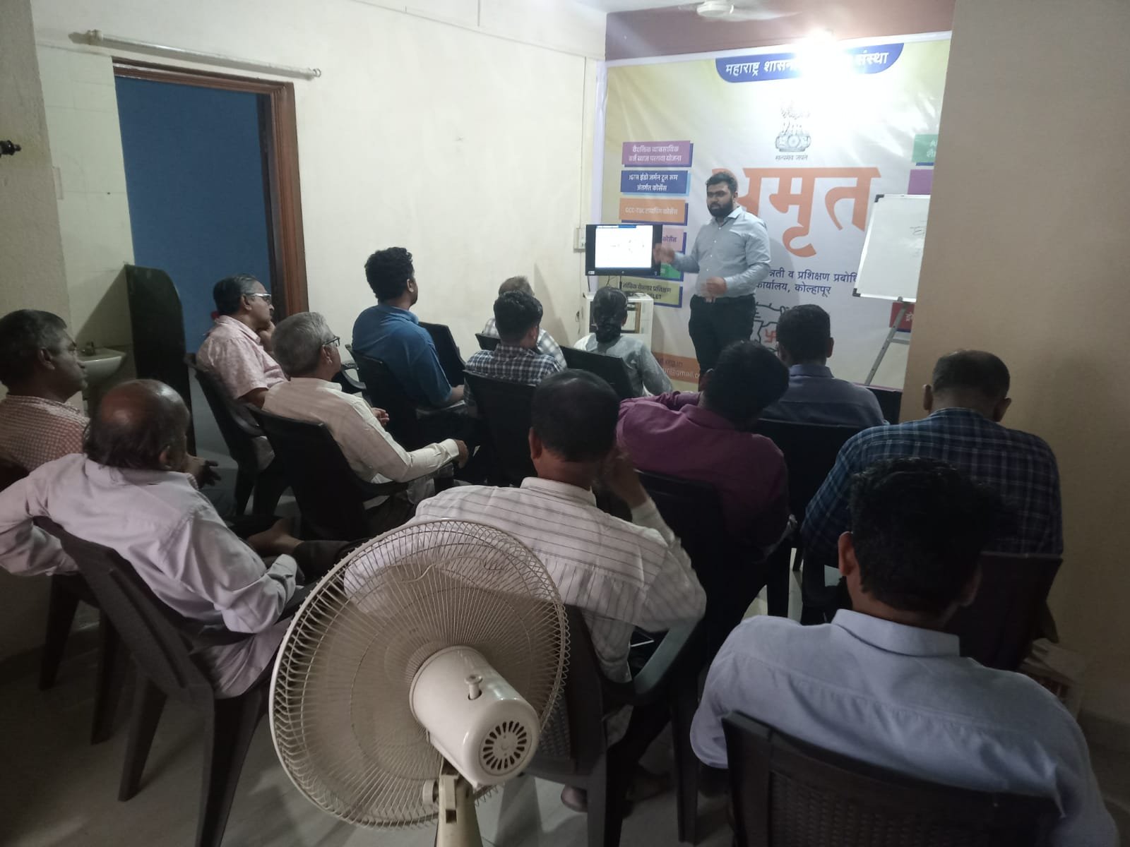 कोल्हापूर येथे घनकचरा व्यवस्थापन संदर्भात अमृत सक्षम कार्यक्रम आयोजित  अतिरिक्त फोटो
