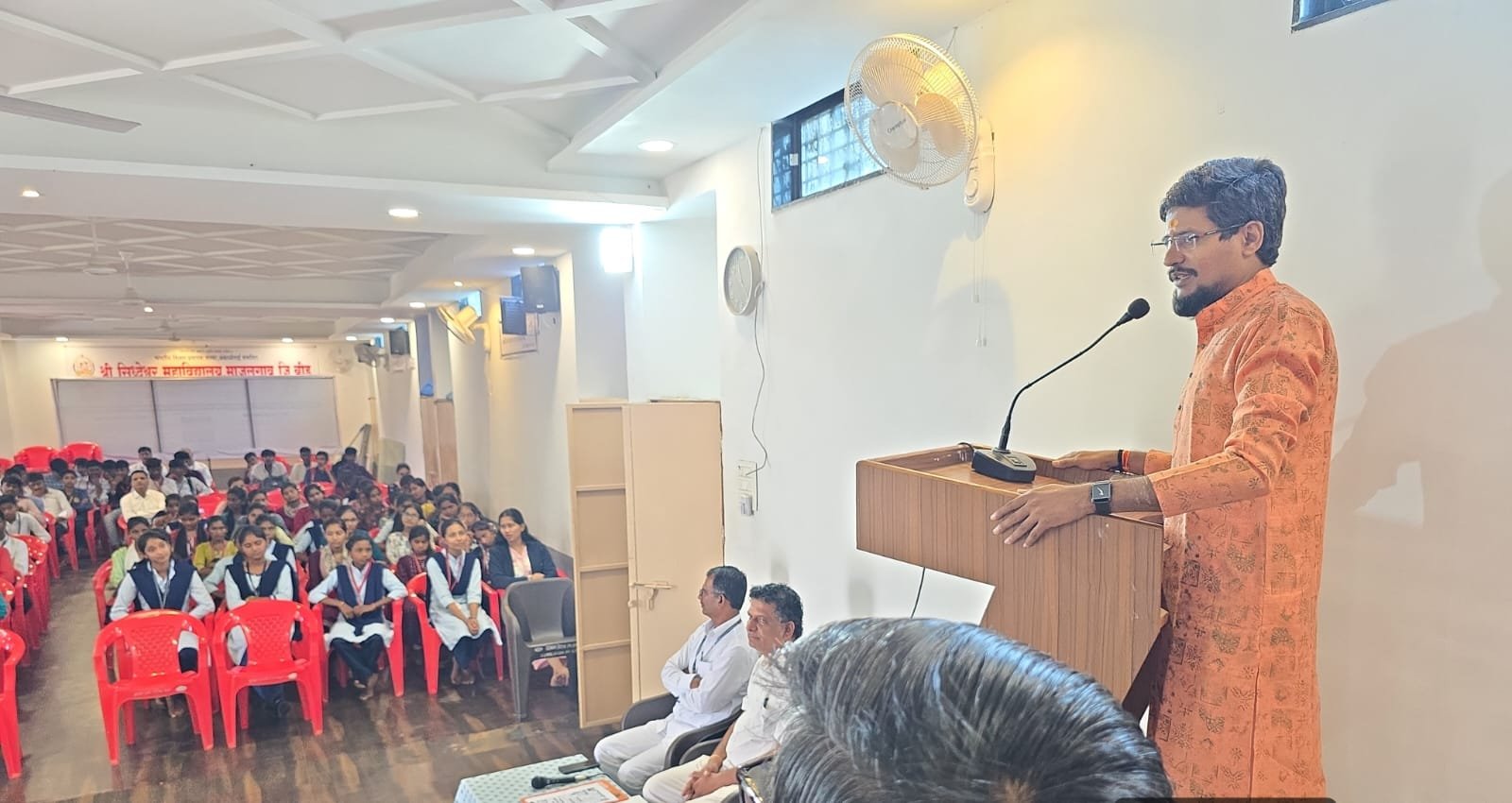 जगाला भारतीयांची श्रेष्ठता संस्कृत अध्ययनाने कळेल -प्रणव पटवारी अतिरिक्त फोटो