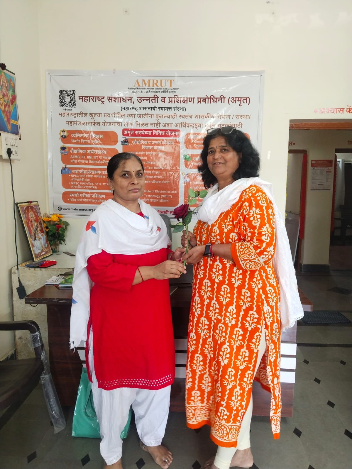 अमृत संस्थेच्या नांदेड कार्यालयात महिला दिन साजरा