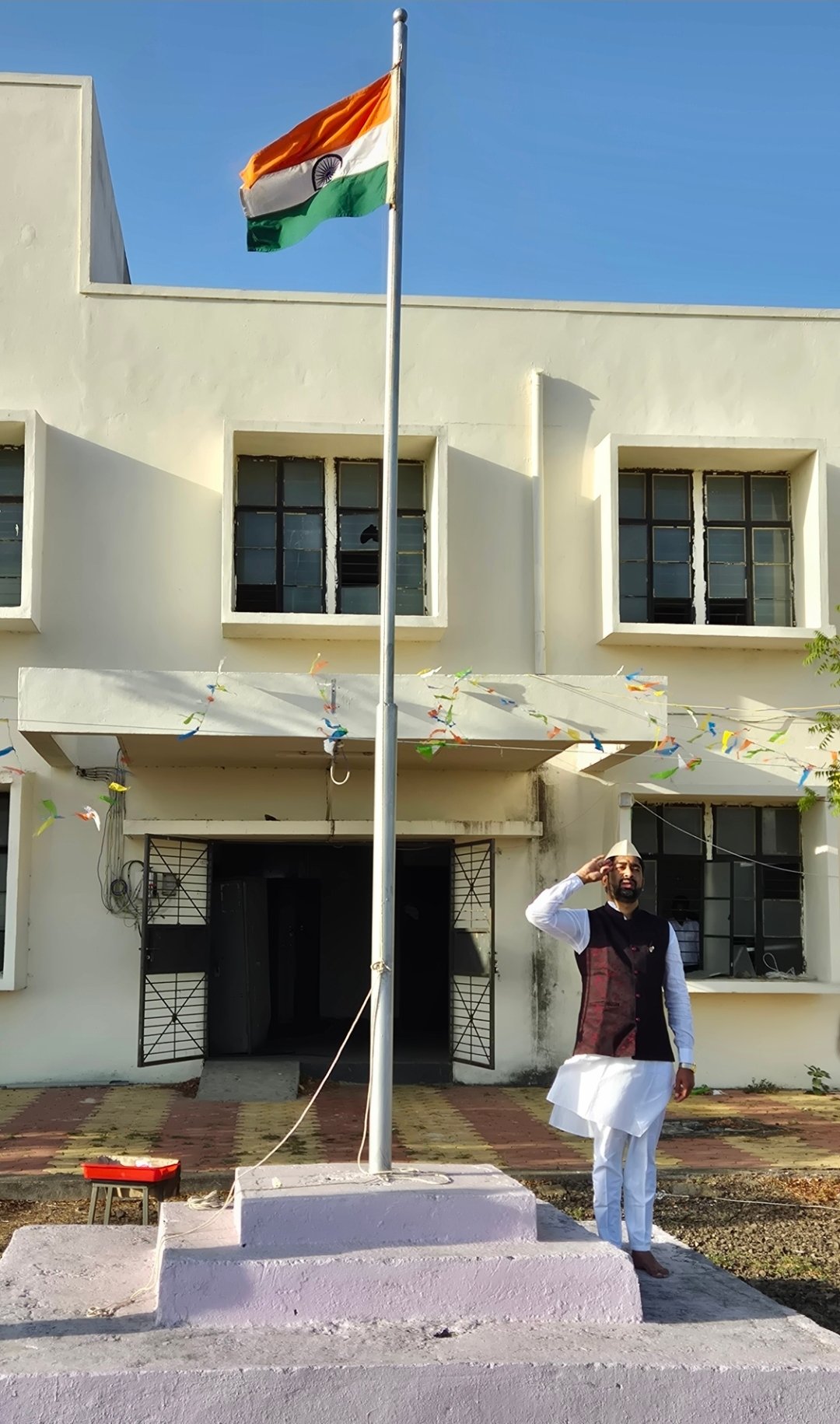नायगावच्या औद्योगिक प्रशिक्षण संस्थेत महाराष्ट्र दिन साजरा