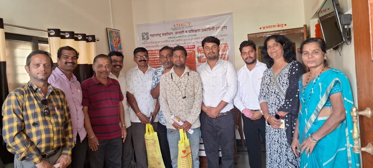 नांदेडमध्ये ब्राह्मण ब्रीझ नेटवर्कसोबत अमृत संस्थेची बैठक अतिरिक्त फोटो