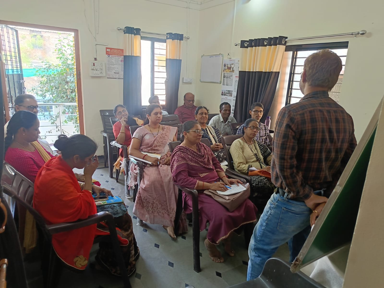 उद्योग-व्यवसायाच्या यशामध्ये उत्पादनासोबतच ब्रँडिंग आणि पॅकेजिंगला अनन्यसाधारण महत्त्व अतिरिक्त फोटो