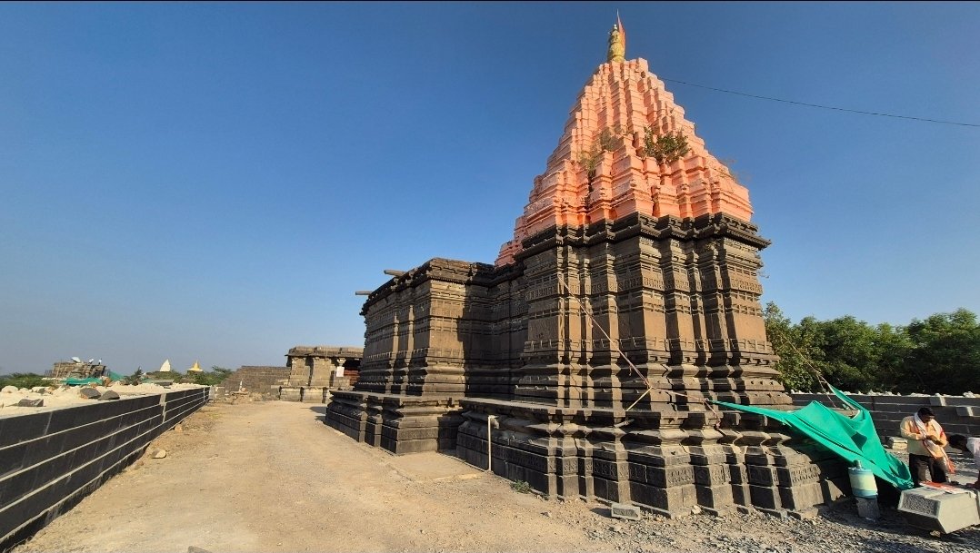 श्री क्षेत्र राहेर : नांदेड जिल्ह्यातील नृसिंह मंदिर  अतिरिक्त फोटो