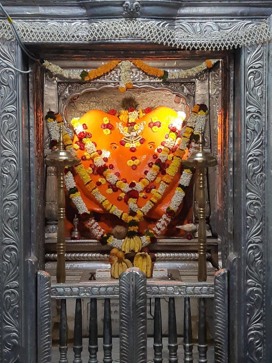 पुण्याचा मानाचा पहिला… श्री कसबा गणपती! श्रद्धेचा वारसा… इतिहासाची ओळख… आणि पुण्याच्या अस्मितेचा मानबिंदू! अतिरिक्त फोटो
