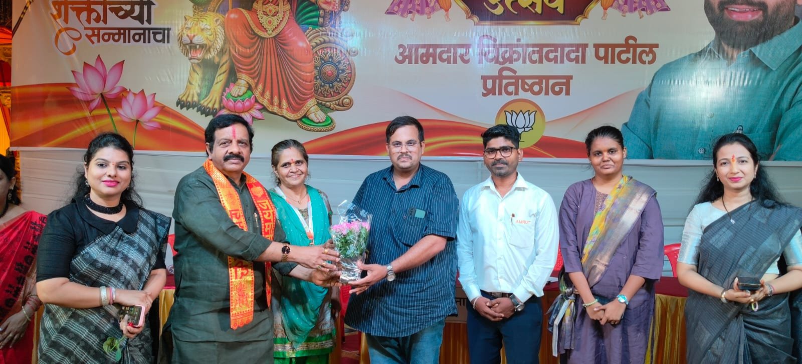 महाराष्ट्र संशोधन उन्नती व प्रशिक्षण प्रबोधिनी ( अमृत ) व आमदार विक्रांत बाळासाहेब पाटील प्रतिष्ठान यांच्या संयुक्त विद्यमाने पनवेल शहरात अमृत पेठ थेट स्वदेशी बाजारपेठ संपन्न  अतिरिक्त फोटो