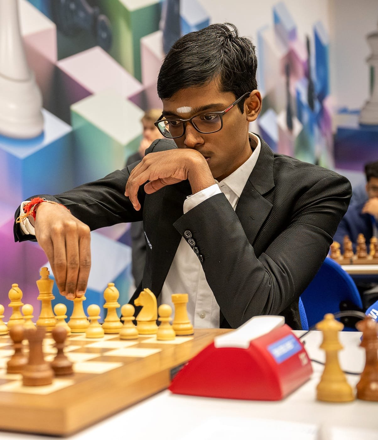 प्रतिष्ठित '२०२६ सेंट लुईस रॅपिड आणि ब्लिट्झ' (St. Louis Rapid & Blitz) बुद्धिबळ स्पर्धेचे जेतेपद पटकावून ग्रँडमास्टर आर. प्रज्ञानानंद याने रचला  इतिहास