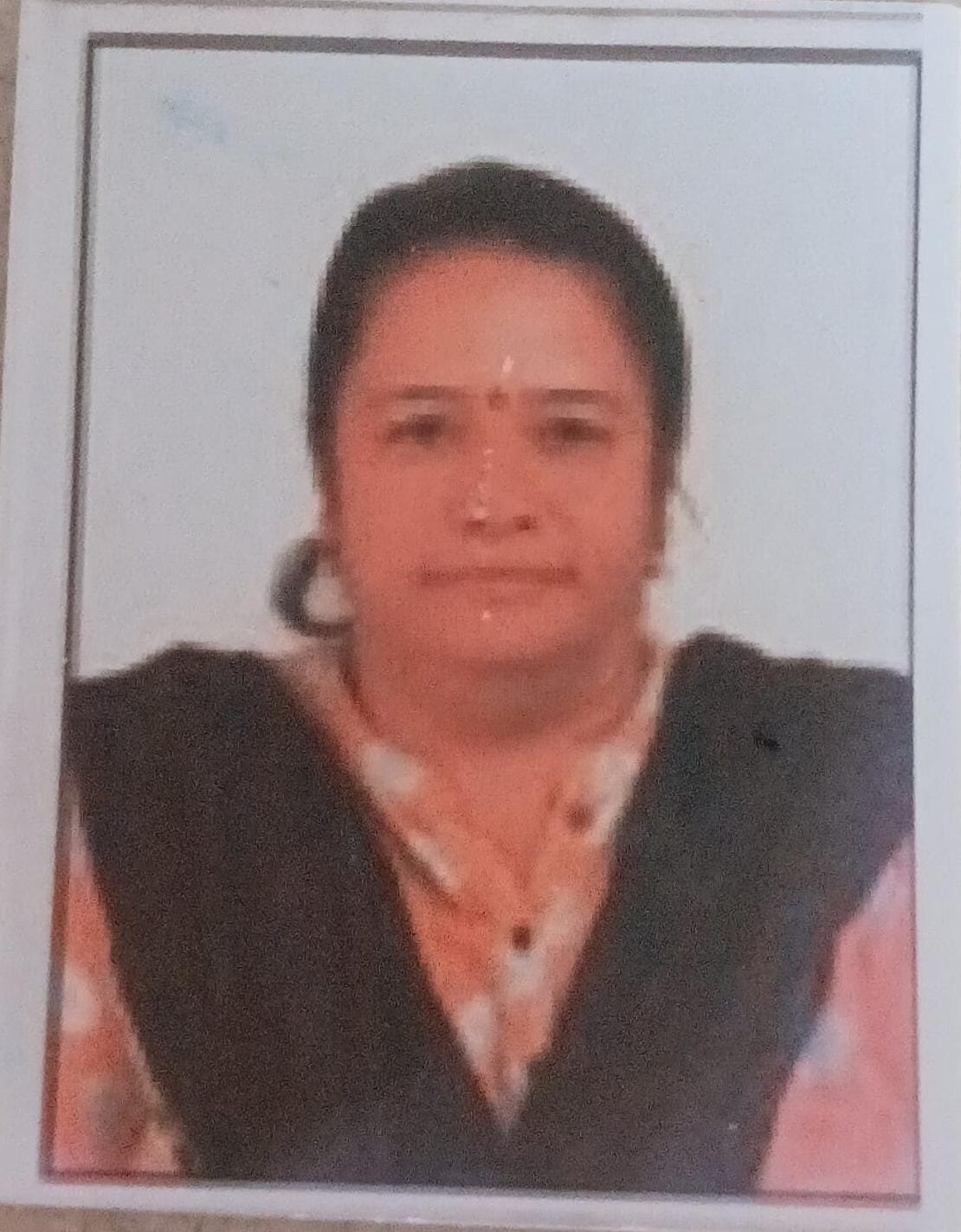 सोलापूरच्या गौरी केळकर यांच्या ‘टूर अँड ट्रॅव्हल्स’ व्यवसायाला भरारी; अमृत संस्थेचे मानले आभार!