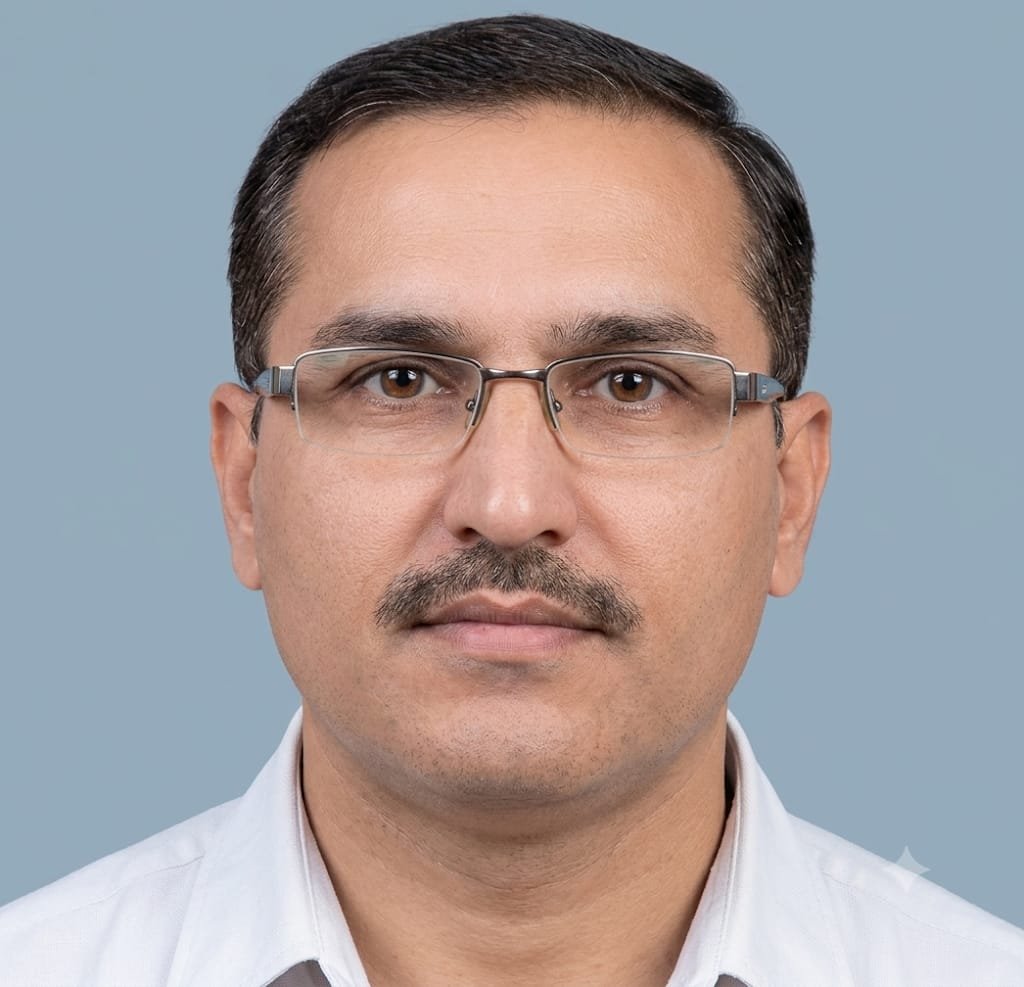 सोलापूरच्या गिरीधर देशपांडे यांनी मानले 'अमृत'चे आभार १० दिवसांच्या EDP प्रशिक्षणातून घडले नवे उद्योजक !