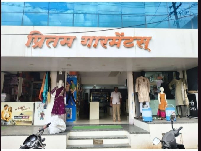 सोलापूर मध्ये 'अमृत'च्या वैयक्तिक व्याज परतावा योजनेमुळे पंकज रायचुरकर यांच्या व्यवसायाला मिळाली नवी भरारी अतिरिक्त फोटो