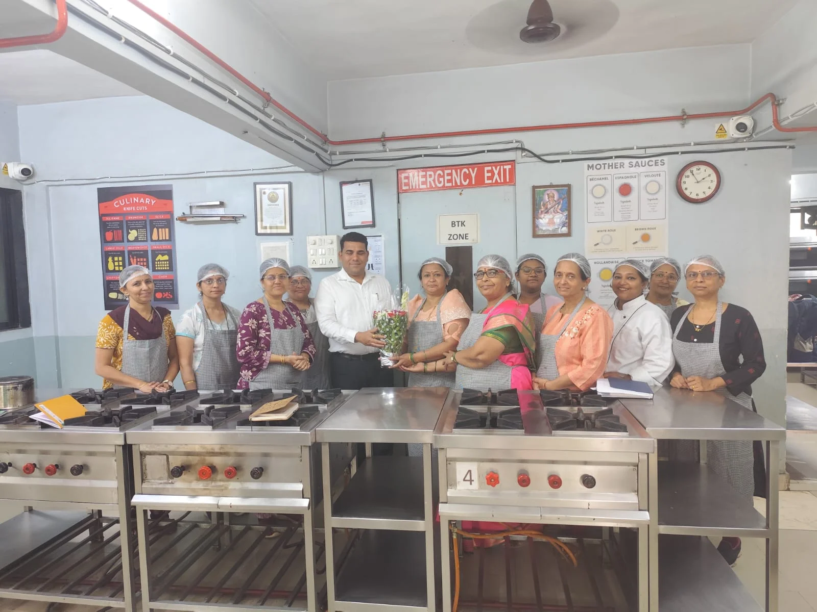 कौशल्यविकास, आत्मनिर्भरता आणि आर्थिक सक्षमीकरणाच्या दृष्टीने फायद्याचे ठरले अमृत बेकरी प्रशिक्षण