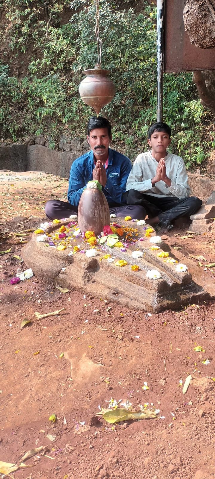  शहापूरच्या शैलेश निवळकर यांचा प्रेरणादायी पराक्रम - माहुली किल्ला १५० वेळा सर अतिरिक्त फोटो
