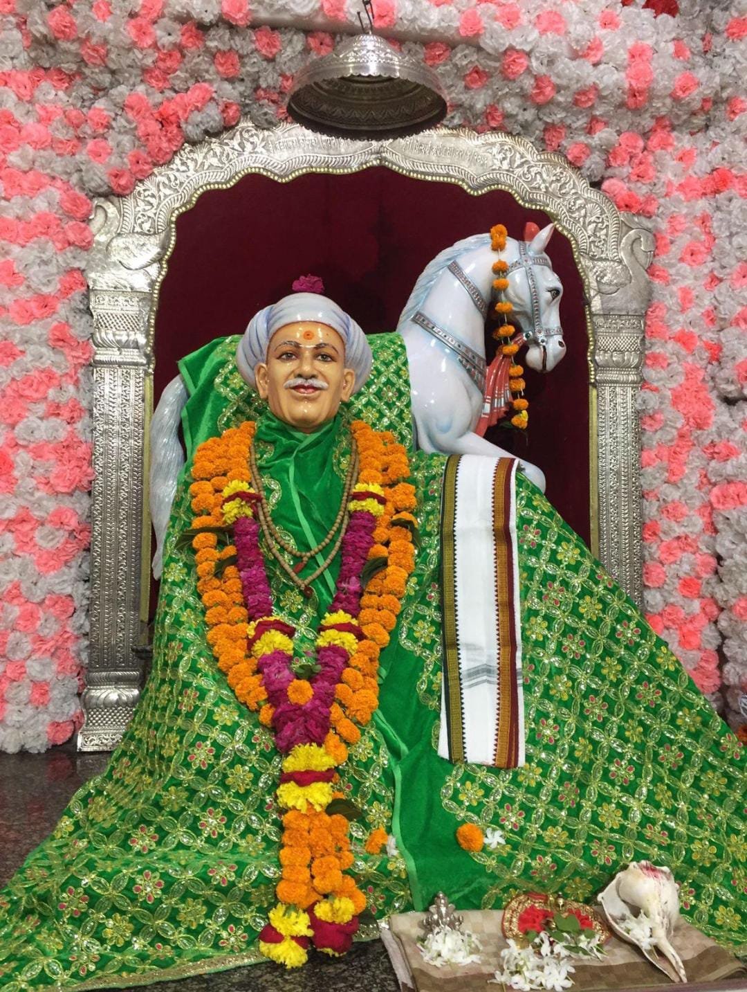 श्री संत भोजाजी महाराज मंदिर, आजणसरा – वर्धा जिल्ह्यातील श्रद्धा आणि आध्यात्मिक पर्यटनाचे प्रमुख केंद्र