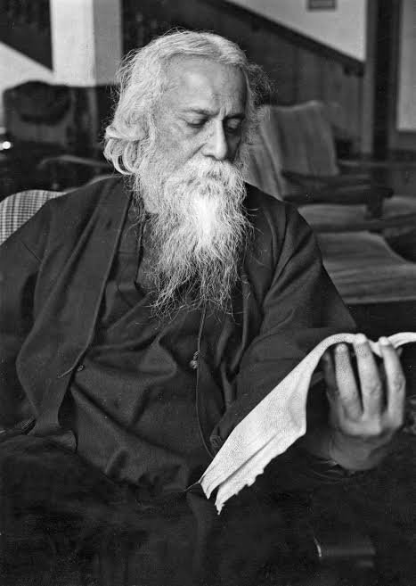 नोबेल पुरस्कार विजेते विश्वकवी रवींद्रनाथ टागोर : भारतीय संस्कृतीचा जागतिक चेहरा अतिरिक्त फोटो