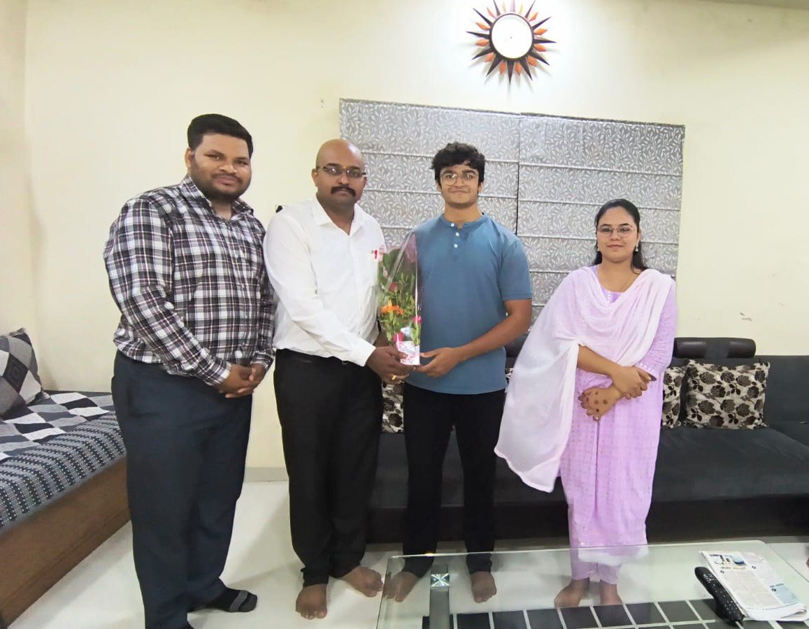 यवतमाळच्या श्रीहरी श्याम दातार यांना संशोधनासाठी पेटंट-  अमृत जिल्हा कार्यालय,यवतमाळ तर्फे सत्कार