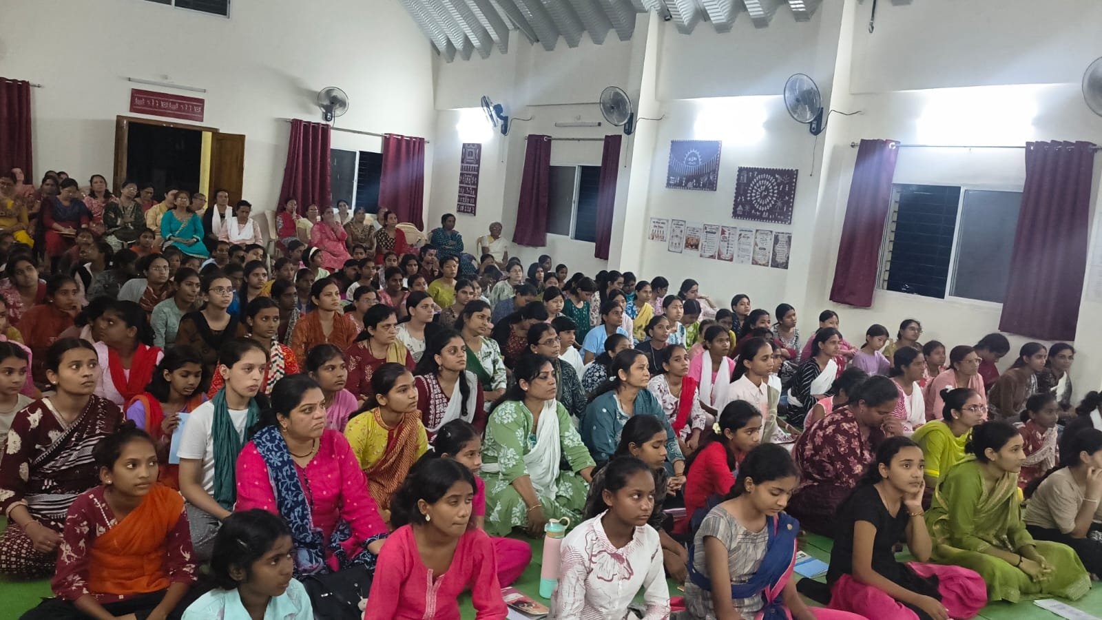 यवतमाळ येथे राष्ट्रसेविका  समितीच्या प्रांत घोषवर्गात ‘अमृत पराक्रम दिना’ची माहिती अतिरिक्त फोटो