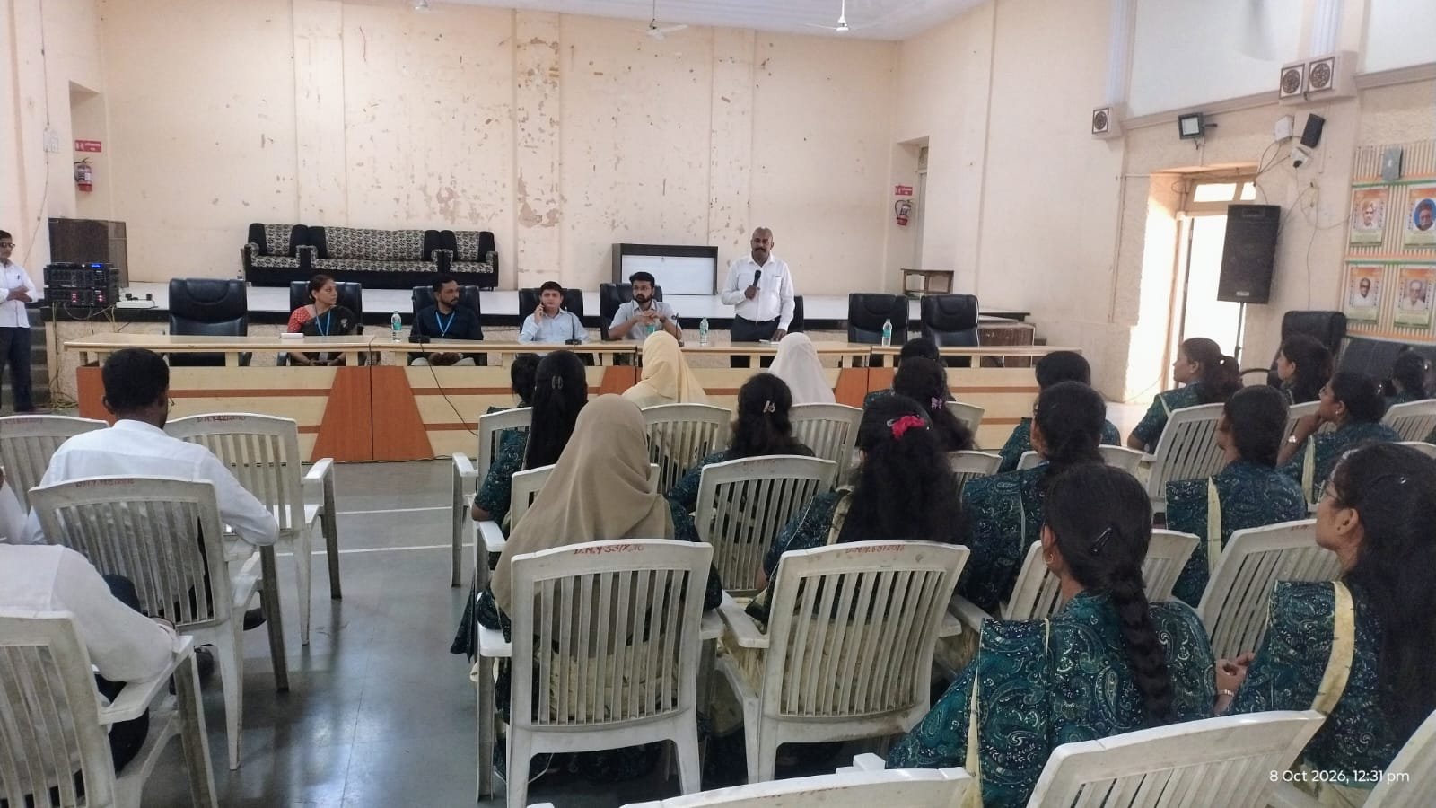 जिल्हाधिकारी कार्यालय,यवतमाळ येथे अमृत संवाद सेतू उपक्रमांतर्गत विद्यार्थ्यांना मार्गदर्शन अतिरिक्त फोटो